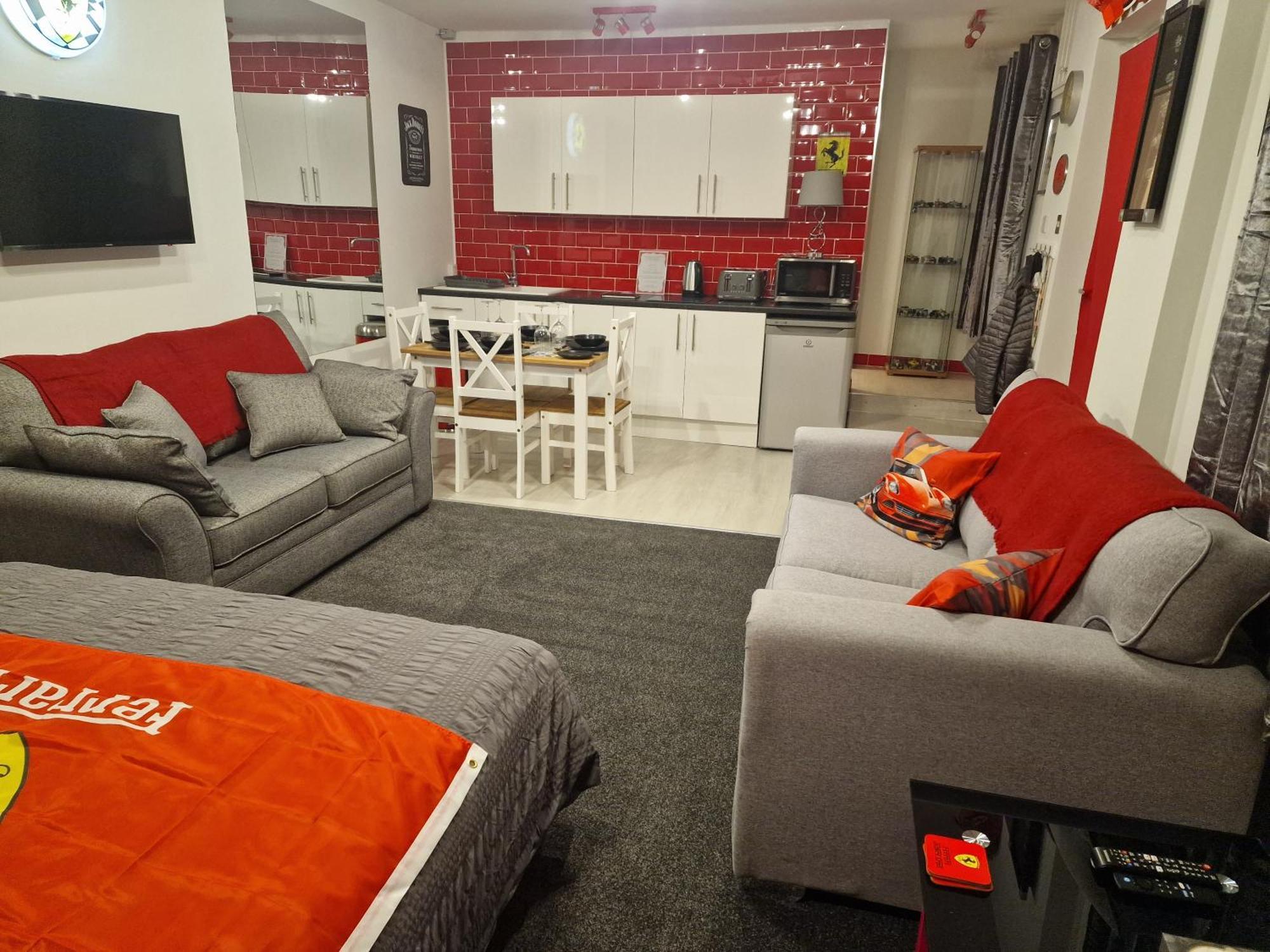 Joiners Arms - Studio Apartments Market Drayton Eksteriør billede