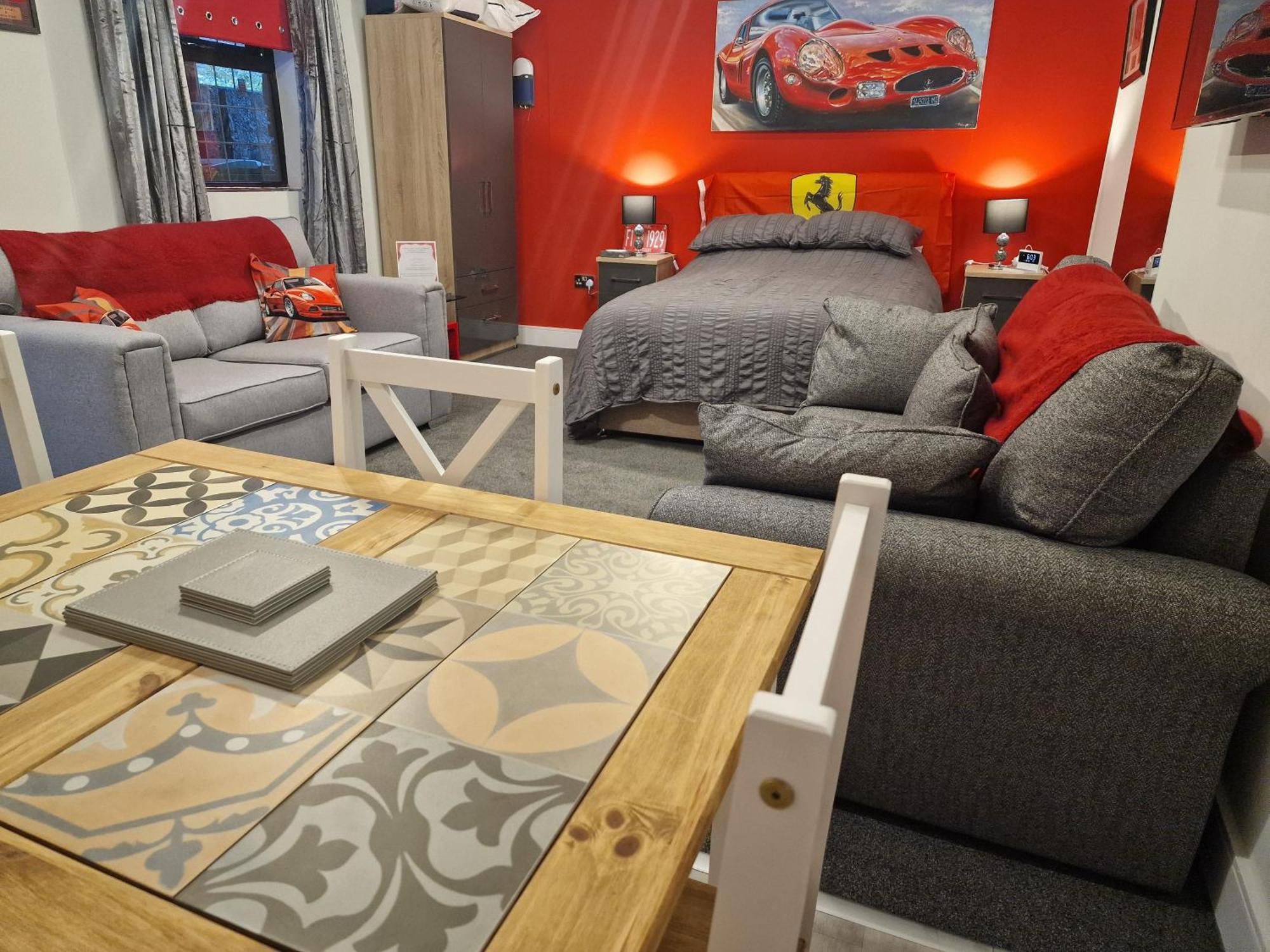 Joiners Arms - Studio Apartments Market Drayton Eksteriør billede